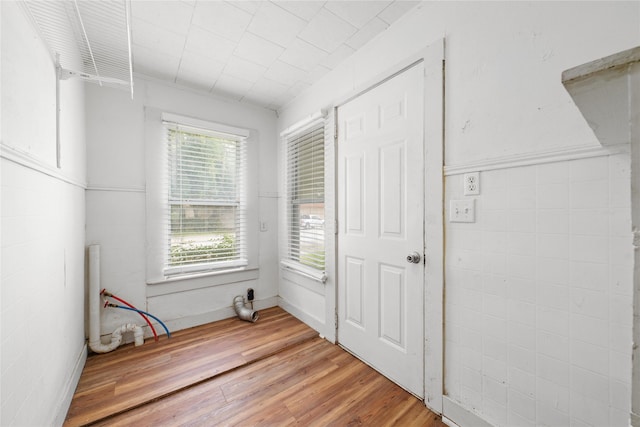 701 S Austin St, De Leon, TX 76444 - entryway featuring light wood-style flooring