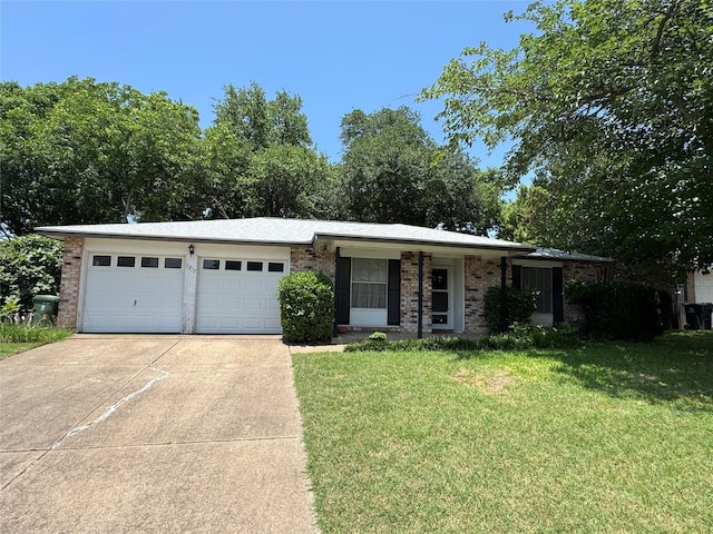 1815 Redwood St, Arlington, TX 76014 - ranch-style house with an attached garage, driveway, a front yard, and brick siding