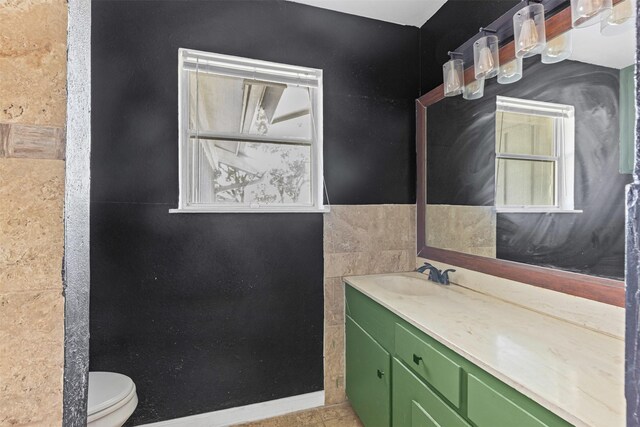 3312 Henry Dr, Richland Hills, TX 76118 - bathroom with toilet and vanity