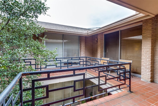 6328 Bandera Ave Unit C, Dallas, TX 75225 - view of patio / terrace