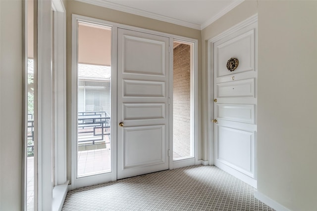 6328 Bandera Ave Unit C, Dallas, TX 75225 - entryway featuring ornamental molding
