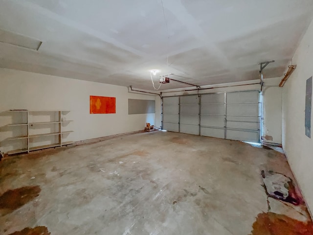 220 Hampton Ave, Corsicana, TX 75110 - garage featuring a garage door opener