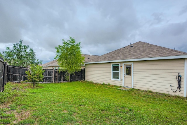 9263 Summerlee St, Dallas, TX 75227 - view of fenced backyard