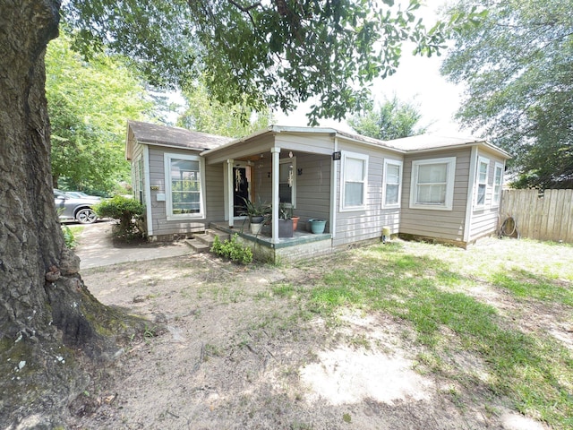 523 Bryson Ave, Athens, TX 75751 - view of front facade featuring a patio