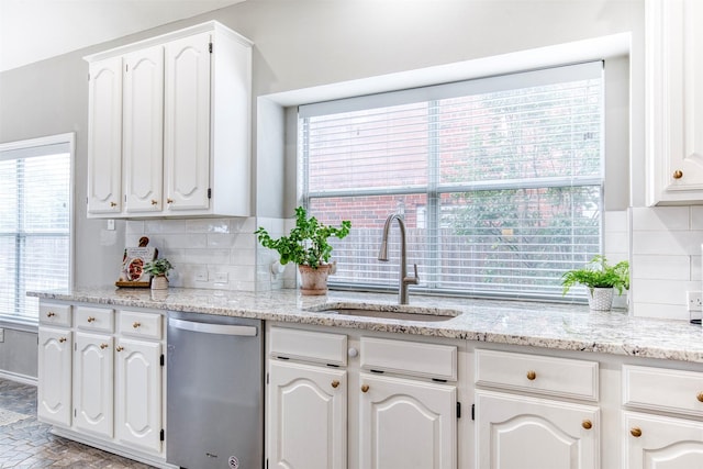 400 Patricia Ln, Highland Village, TX 75077 - kitchen with dishwasher, backsplash, white cabinetry, and healthy amount of natural light