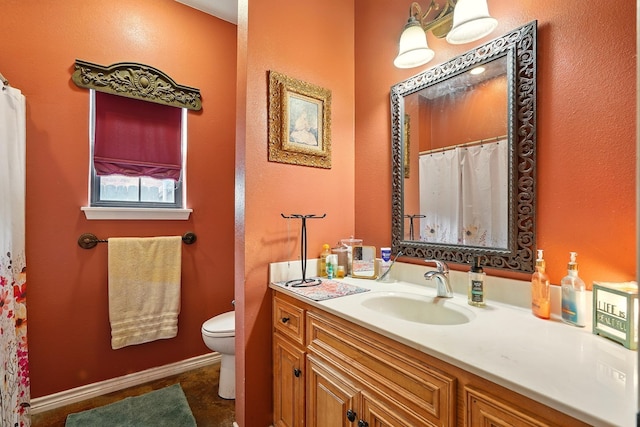 2157 Republic Ave, Abilene, TX 79601 - full bathroom featuring toilet and vanity