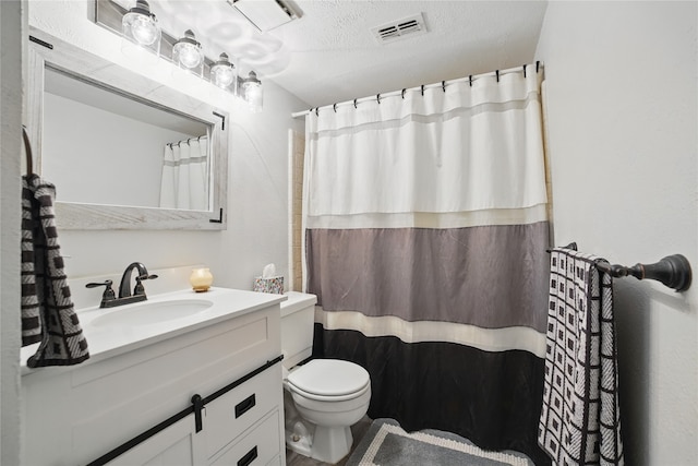 4328 Coryell Way, Mesquite, TX 75150 - bathroom with vanity, a textured ceiling, and a shower with curtain