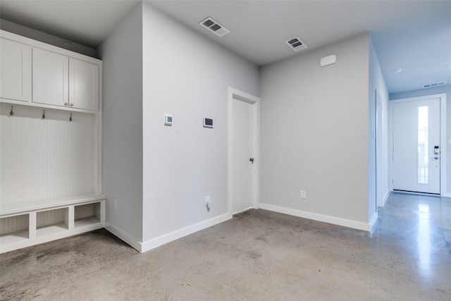 2238 Rook Dr, Dallas, TX 75211 - mudroom featuring concrete floors and baseboards