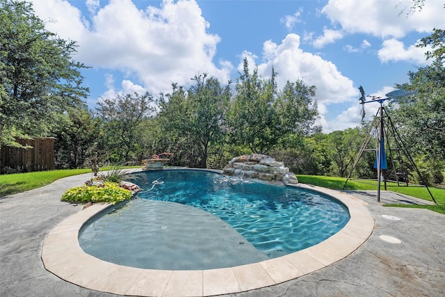 8029 N River Xing, China Spring, TX 76633 - view of swimming pool