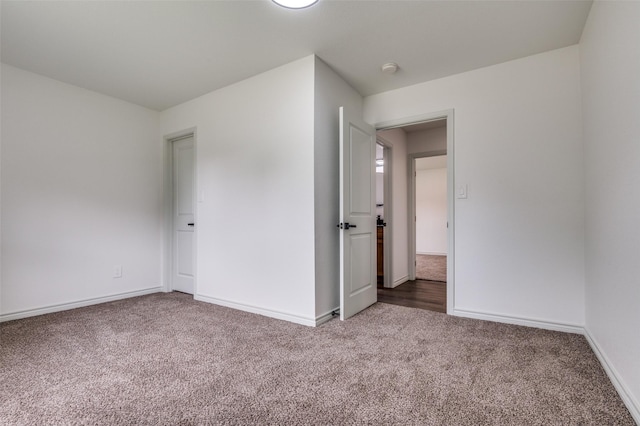 2775 E Overton Rd, Dallas, TX 75216 - unfurnished bedroom with carpet floors and baseboards