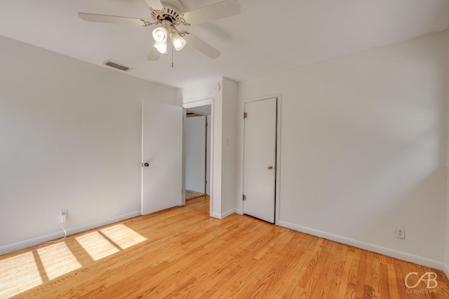 733 N Willis St, Abilene, TX 79603 - unfurnished bedroom featuring light wood-style floors and ceiling fan