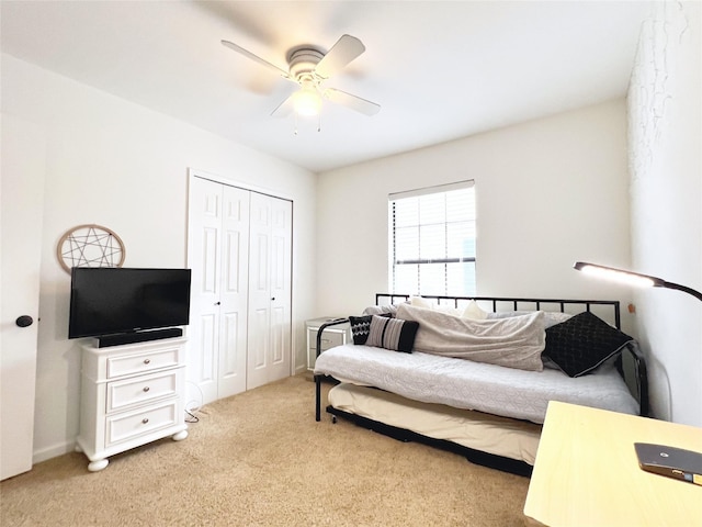 6828 Younger Dr, The Colony, TX 75056 - carpeted living room with a ceiling fan