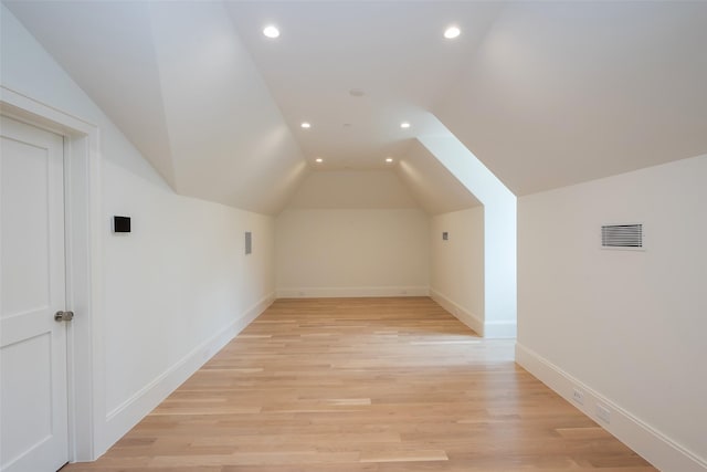 3725 Stratford Ave, Highland Park, TX 75205 - bonus room featuring lofted ceiling, recessed lighting, and light wood-type flooring