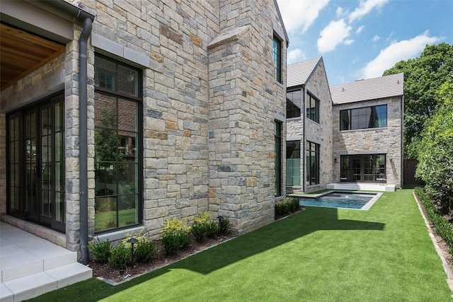 3725 Stratford Ave, Highland Park, TX 75205 - view of green lawn