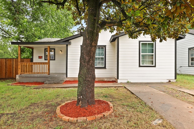 3624 Baylor St, Fort Worth, TX 76119 - view of front of home featuring covered porch