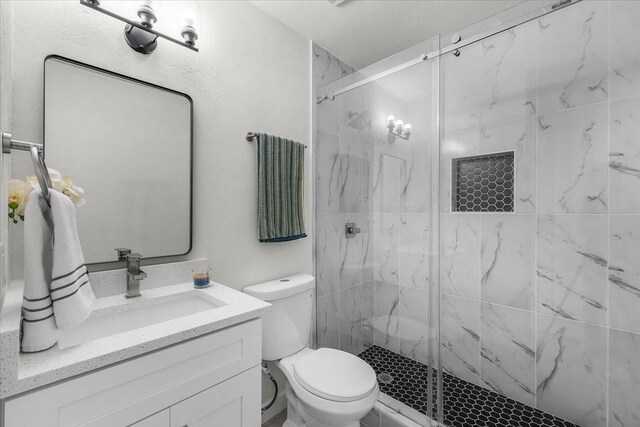 7302 Vista Cliff Dr, Fort Worth, TX 76179 - bathroom featuring a shower stall and vanity