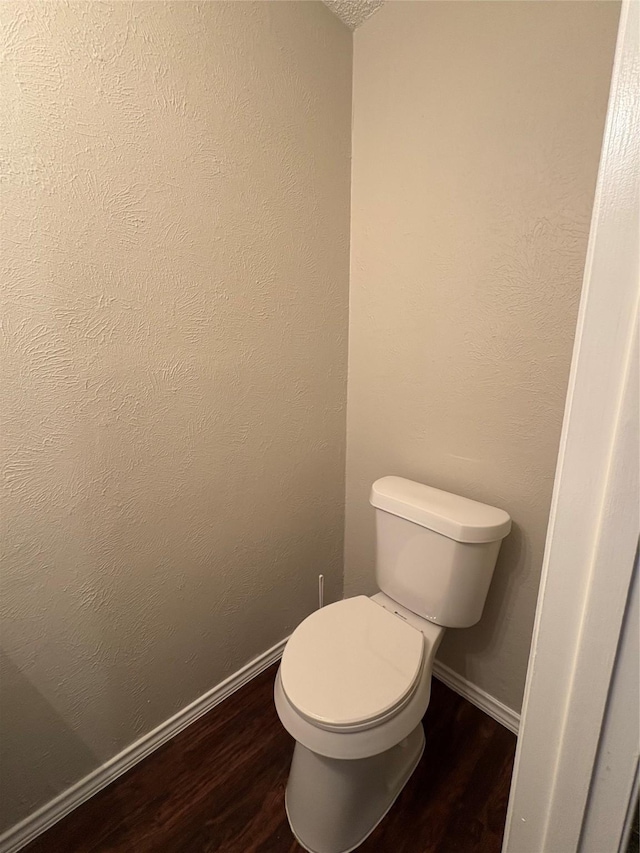2209 Viewtop Ln Unit 2, Arlington, TX 76012 - bathroom featuring wood finished floors and toilet