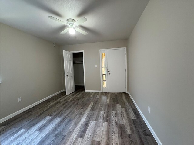 2209 Viewtop Ln Unit 2, Arlington, TX 76012 - unfurnished bedroom featuring wood finished floors, a closet, and ceiling fan