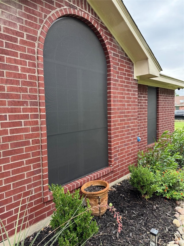 907 Dogwood St, Waco, TX 76706 - exterior view of brick siding