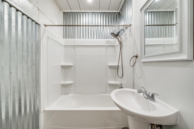 1505 W St, Mckinney, TX 75069 - full bath with a sink and shower / washtub combination