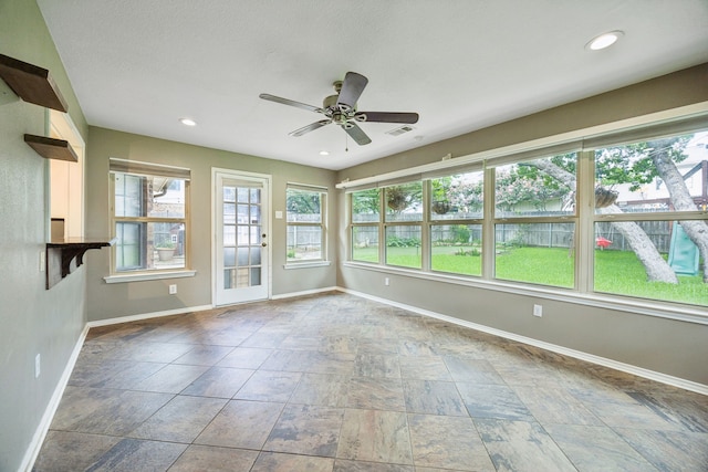 6209 Sierra Ct, Arlington, TX 76016 - view of unfurnished sunroom