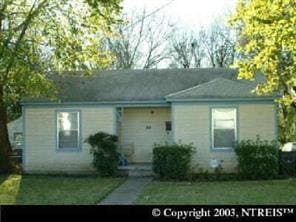 1318 Waweenoc Ave, Dallas, TX 75216 - ranch-style home with a front lawn