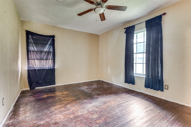 811 Tarryall Dr, Dallas, TX 75224 - unfurnished room with hardwood / wood-style floors and a ceiling fan