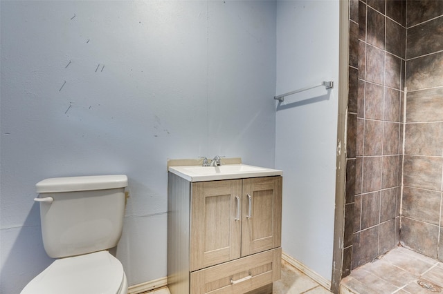 811 Tarryall Dr, Dallas, TX 75224 - full bath featuring a tile shower and vanity