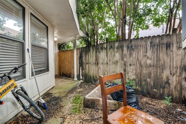 1612 Hackamore St, Mesquite, TX 75149 - view of yard
