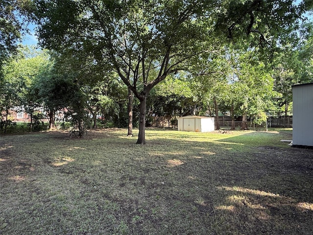2849 Spruce Park Dr, Richland Hills, TX 76118 - view of yard featuring a storage shed