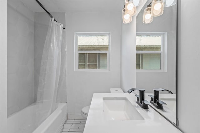 4236 Virginia Ln, Fort Worth, TX 76103 - bathroom featuring tile patterned floors, shower / bath combination with curtain, and vanity