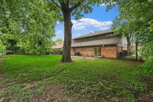 6123 Moonglow Dr, Dallas, TX 75241 - view of yard with a patio area