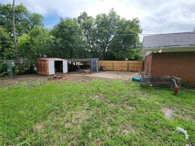 1721 Monaco Dr, Arlington, TX 76010 - view of yard with a storage shed