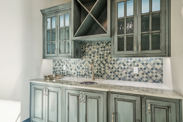 144 Condor Vw, Weatherford, TX 76087 - indoor wet bar featuring tasteful backsplash