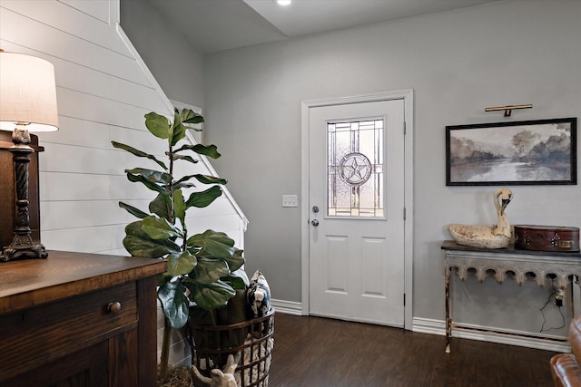 5885 State Highway 160, Whitewright, TX 75491 - foyer entrance featuring dark wood finished floors and baseboards