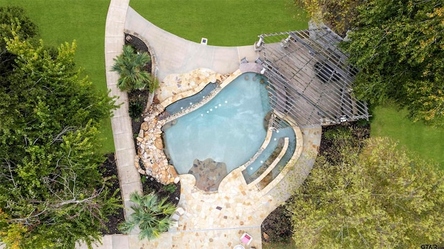 13735 Peninsula Rd, Whitehouse, TX 75791 - bird's eye view of a pool