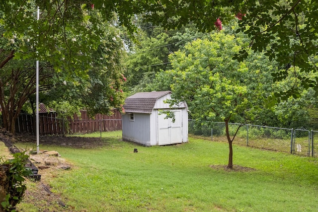 312 Bluffview Ct, Forney, TX 75126 - fenced backyard featuring a shed