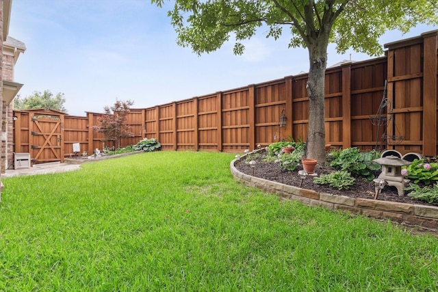 4105 Claridge Ter, Garland, TX 75043 - view of fenced backyard