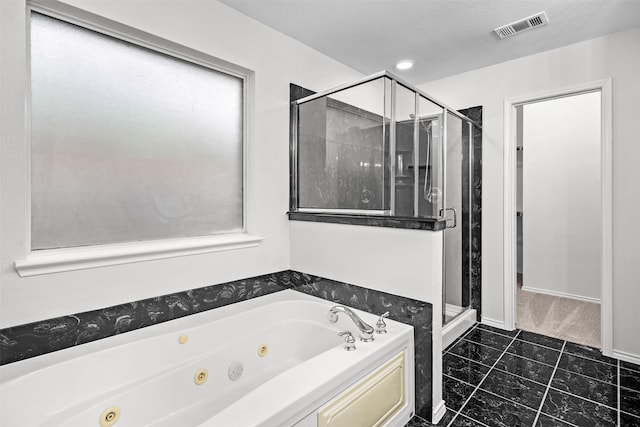 908 Trinity Dr, Lancaster, TX 75146 - full bath with a jetted tub and a stall shower