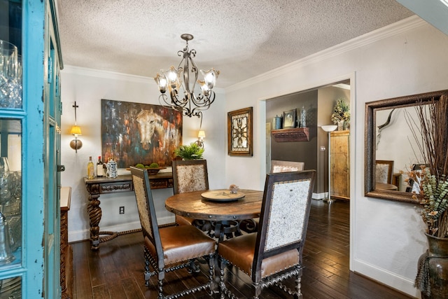 3901 Woodside Dr, Arlington, TX 76016 - dining area featuring hardwood / wood-style floors, a textured ceiling, crown molding, and a chandelier