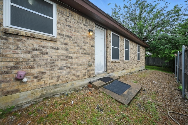 515 Signal Hill Ct S, Fort Worth, TX 76112 - entrance to property featuring brick siding