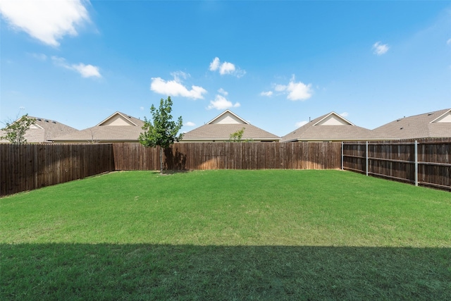 627 Beltrand Ln, Fate, TX 75087 - view of fenced backyard