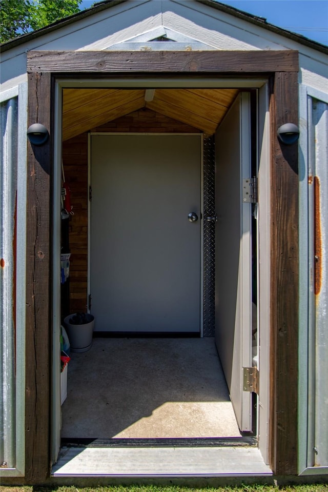 12953 Hurricane Ln, Fort Worth, TX 76244 - view of garage