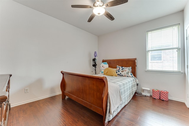 511 Poplar Vista Ln, Arlington, TX 76002 - bedroom featuring wood finished floors and a ceiling fan
