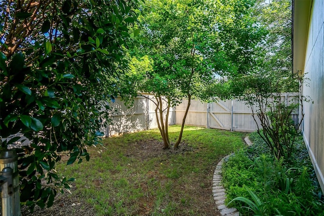 221 Sierra Dr, Joshua, TX 76058 - view of fenced backyard
