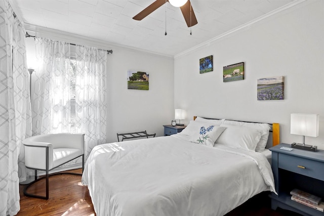 717 Thersa Dr, River Oaks, TX 76114 - bedroom with ornamental molding, wood finished floors, and a ceiling fan