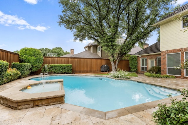 5913 Kensington Dr, Plano, TX 75093 - view of pool featuring a fenced backyard, a patio, and a pool with connected hot tub