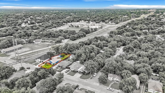 1342 E Waco Ave, Dallas, TX 75216 - aerial view of property and surrounding area featuring property parcel outlined
