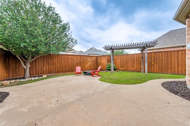11722 Estacado Dr, Frisco, TX 75033 - fenced backyard featuring a patio and a pergola