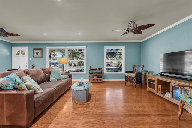 2113 Trinity Dr, Waco, TX 76710 - living area with ceiling fan, crown molding, wood finished floors, and recessed lighting